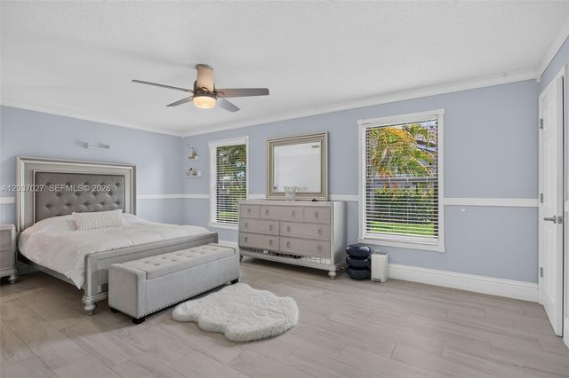 5366 NW 85th Ave, Coral Springs, FL 33067
