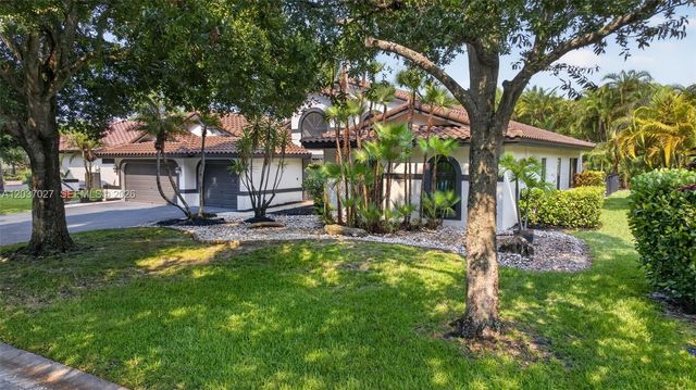 5366 NW 85th Ave, Coral Springs, FL 33067