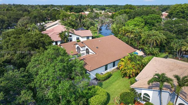 5366 NW 85th Ave, Coral Springs, FL 33067