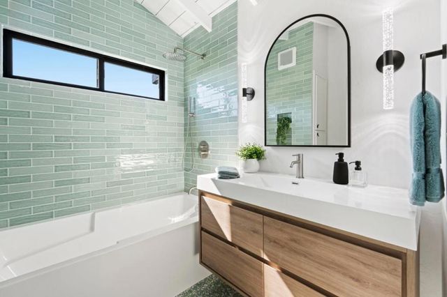 210 Thunderbird Drive, Aptos, CA 95003