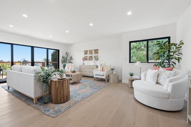 210 Thunderbird Drive, Aptos, CA 95003