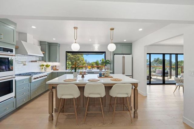 210 Thunderbird Drive, Aptos, CA 95003