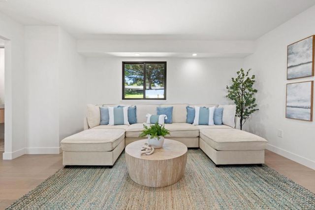 210 Thunderbird Drive, Aptos, CA 95003