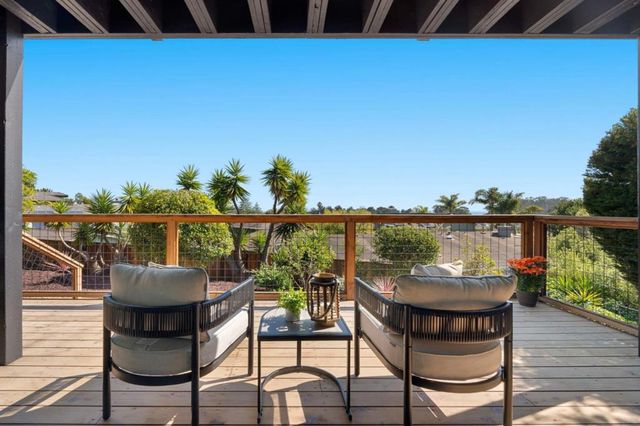 210 Thunderbird Drive, Aptos, CA 95003