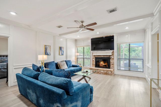 407 Champion Lake Drive, Spring, TX 77380
