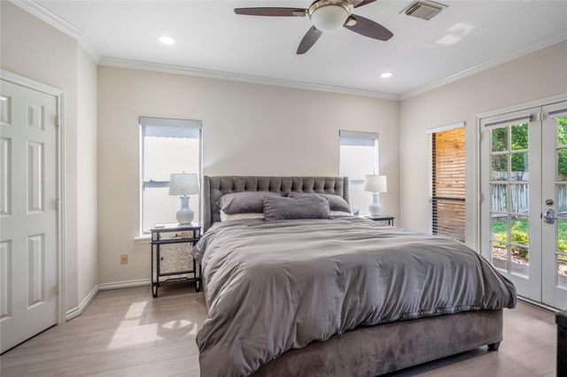 407 Champion Lake Drive, Spring, TX 77380