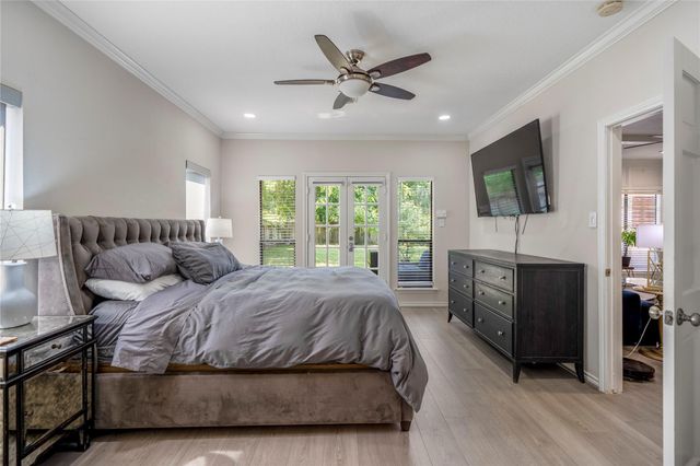 407 Champion Lake Drive, Spring, TX 77380