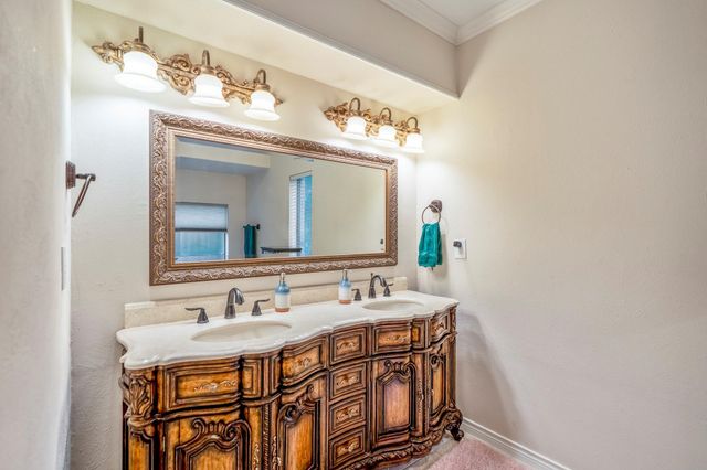 407 Champion Lake Drive, Spring, TX 77380