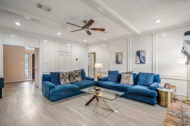 407 Champion Lake Drive, Spring, TX 77380