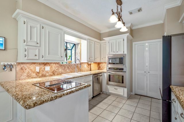 407 Champion Lake Drive, Spring, TX 77380