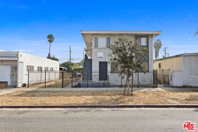 7516 S Western Avenue, Los Angeles, CA 90047