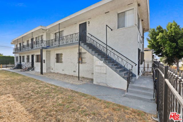 7516 S Western Avenue, Los Angeles, CA 90047