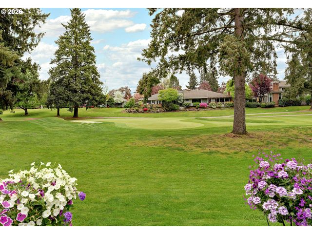 7720 Sw VILLAGE GREENS Cir, Wilsonville, OR 97070