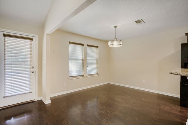 336 Wild Oak Drive, Huffman, TX 77336