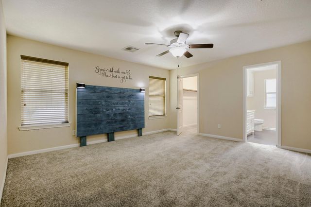 336 Wild Oak Drive, Huffman, TX 77336