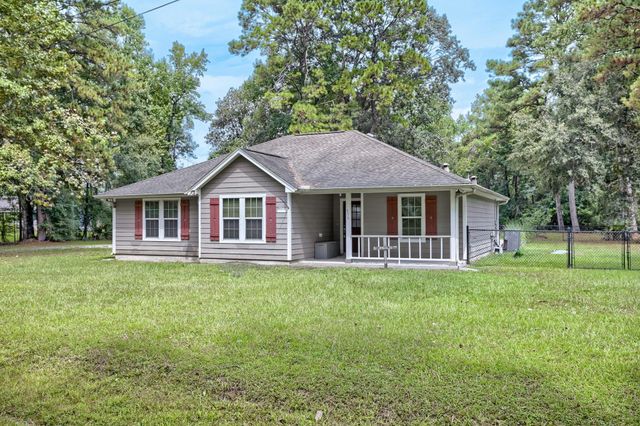 336 Wild Oak Drive, Huffman, TX 77336