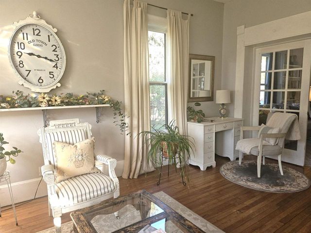 322 E Court Street, Viroqua, WI 54665