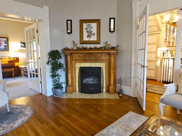 322 E Court Street, Viroqua, WI 54665