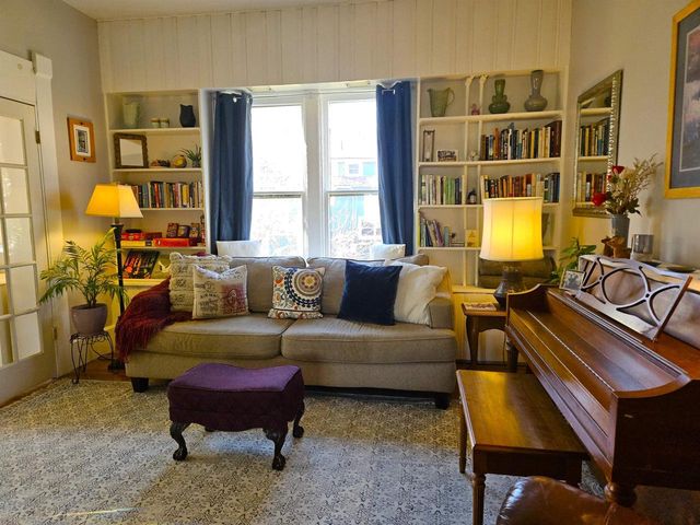 322 E Court Street, Viroqua, WI 54665