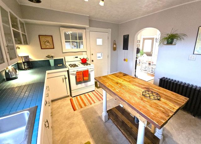 322 E Court Street, Viroqua, WI 54665