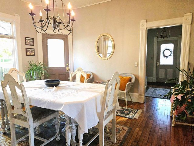 322 E Court Street, Viroqua, WI 54665