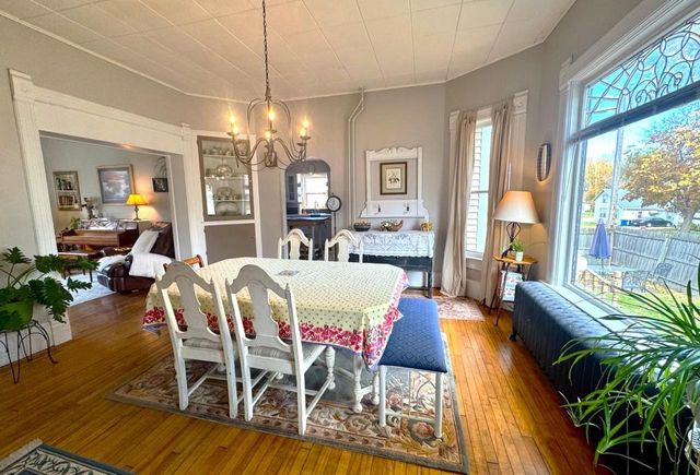 322 E Court Street, Viroqua, WI 54665