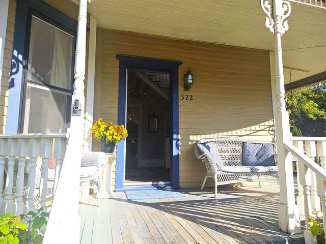 322 E Court Street, Viroqua, WI 54665