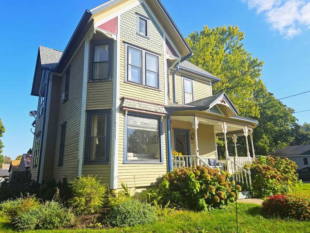 322 E Court Street, Viroqua, WI 54665