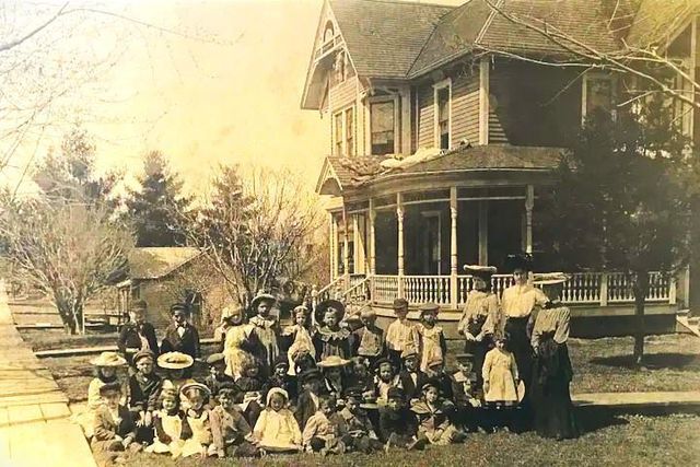 322 E Court Street, Viroqua, WI 54665