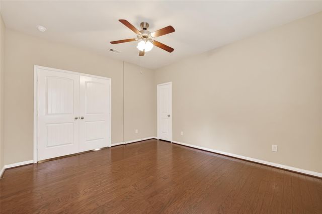 111 Pheasant Run Drive, Conroe, TX 77384