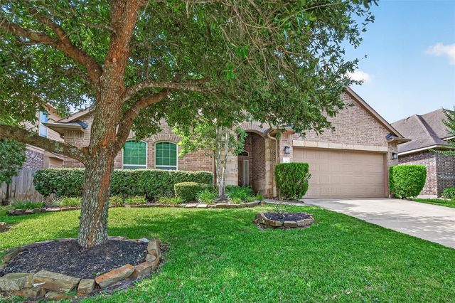 111 Pheasant Run Drive, Conroe, TX 77384