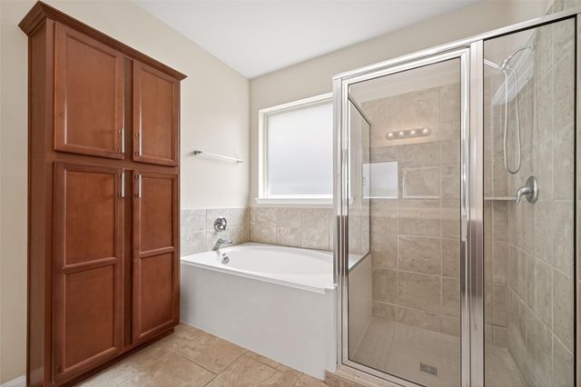 111 Pheasant Run Drive, Conroe, TX 77384