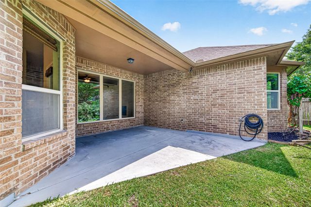 111 Pheasant Run Drive, Conroe, TX 77384