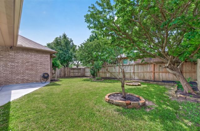 111 Pheasant Run Drive, Conroe, TX 77384