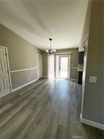 9979 5th Avenue, Hesperia, CA 92345