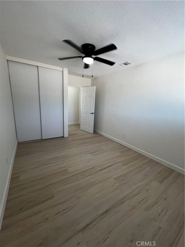 9979 5th Avenue, Hesperia, CA 92345