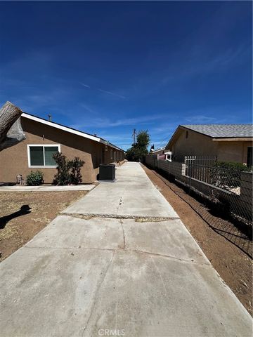 9979 5th Avenue, Hesperia, CA 92345