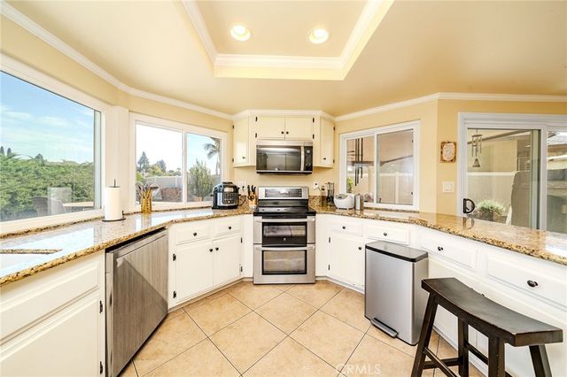 1901 Celeste, Fullerton, CA 92833