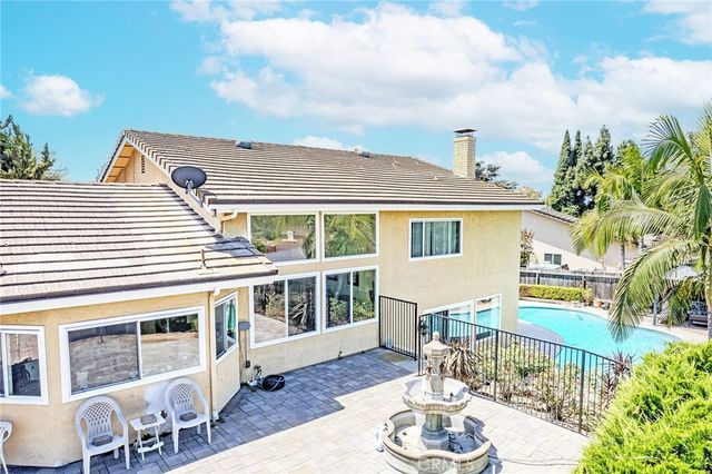 1901 Celeste, Fullerton, CA 92833