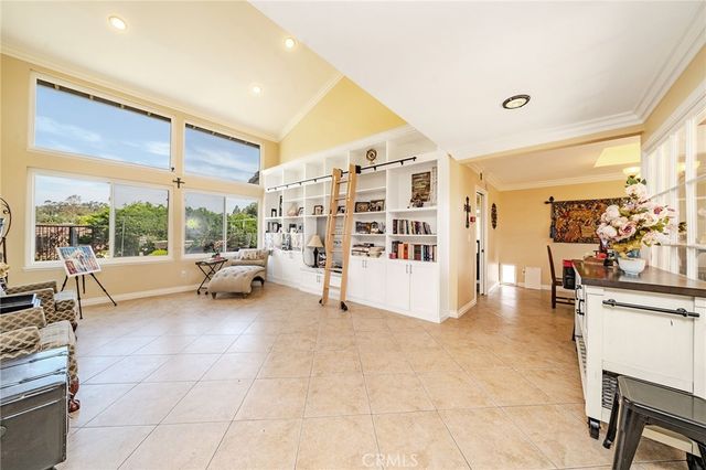 1901 Celeste, Fullerton, CA 92833