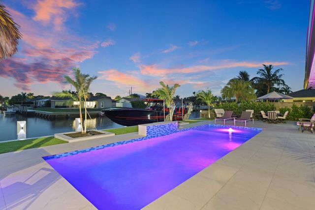 5641 Bayview Drive, Fort Lauderdale, FL 33308