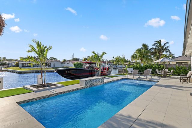 5641 Bayview Drive, Fort Lauderdale, FL 33308