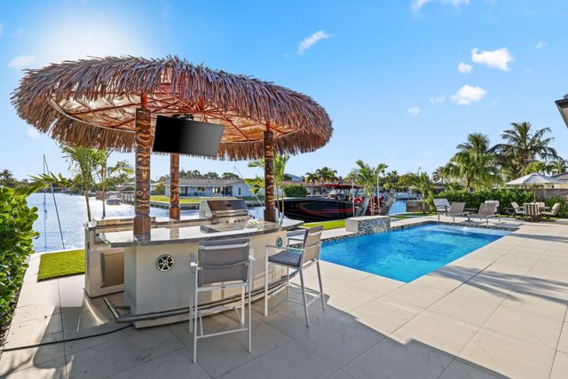 5641 Bayview Drive, Fort Lauderdale, FL 33308