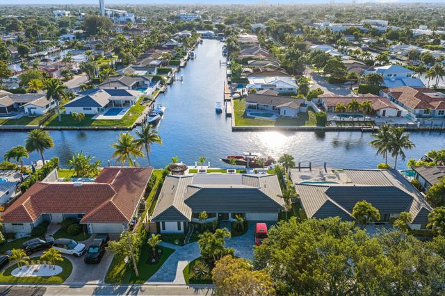 5641 Bayview Drive, Fort Lauderdale, FL 33308