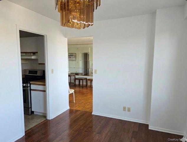 1853 Central Park Avenue 3J, Yonkers, NY 10710