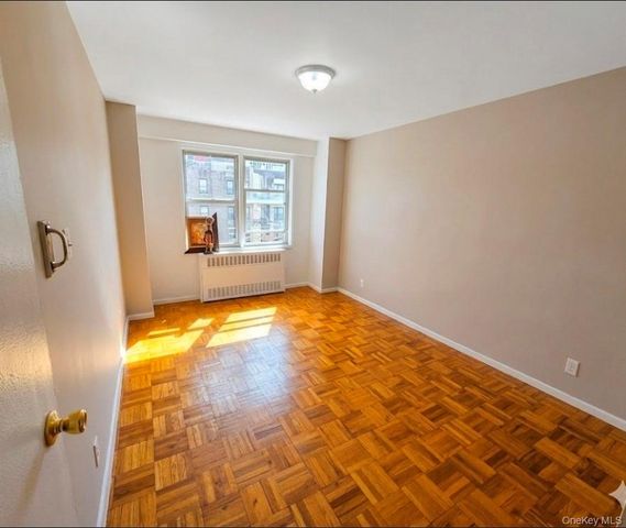 1853 Central Park Avenue 3J, Yonkers, NY 10710