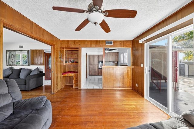 2195 Spencer Avenue, Pomona, CA 91767