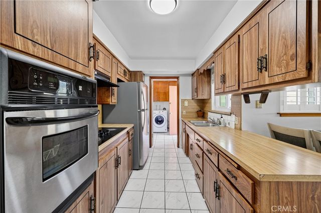 2195 Spencer Avenue, Pomona, CA 91767