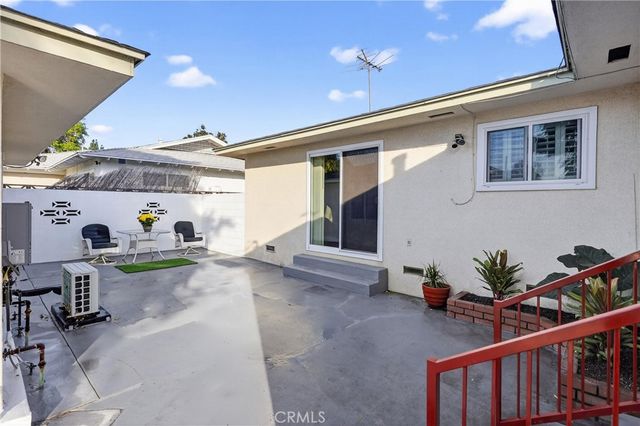 2195 Spencer Avenue, Pomona, CA 91767