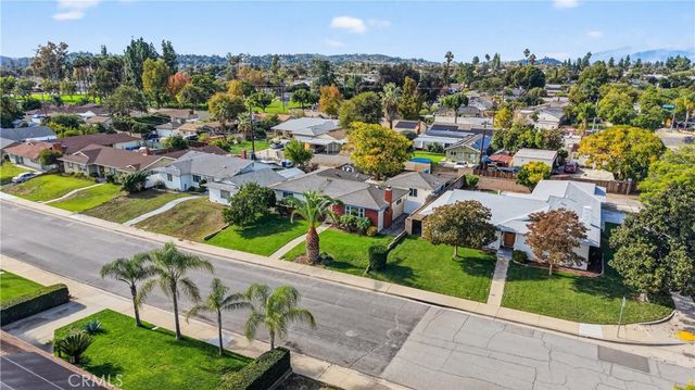 2195 Spencer Avenue, Pomona, CA 91767